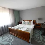 리조트 Paryzanka Basen