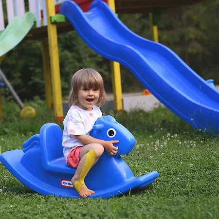 Resort Paryzanka Basen 3*