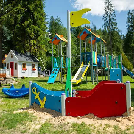 Rezort Paryzanka Basen Poronin