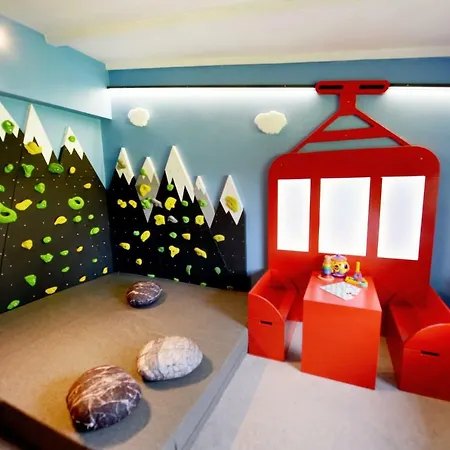 Paryzanka Basen Poronin